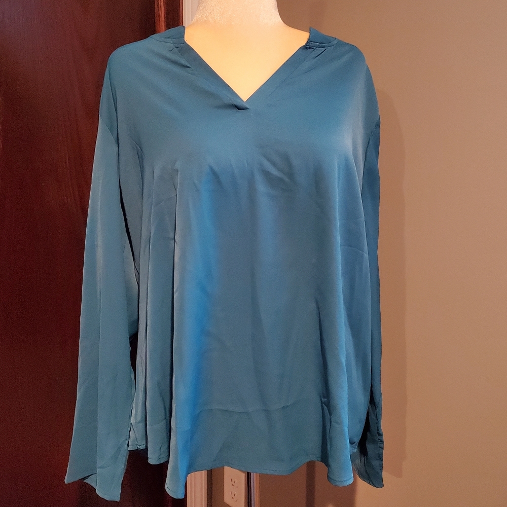 NWT Roswear Size XXL Teal Blouse